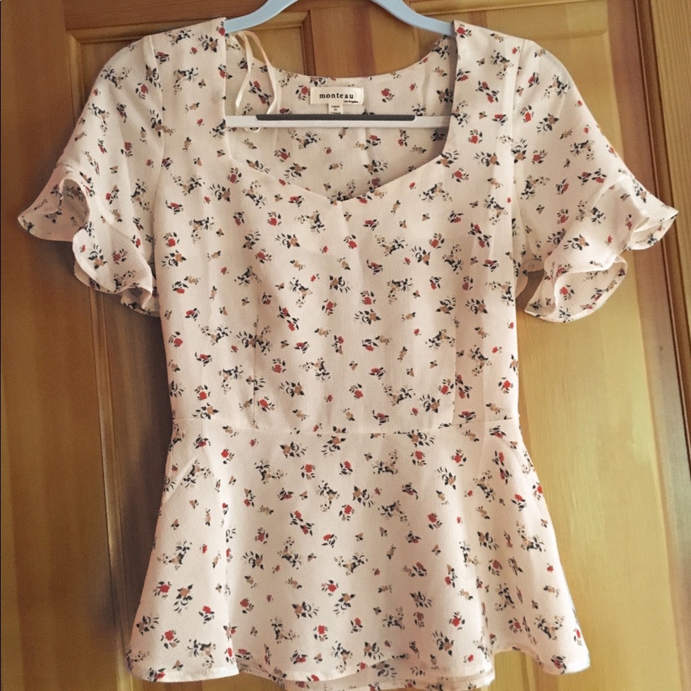 Cream Floral Monteau Short Sleeved Blouse